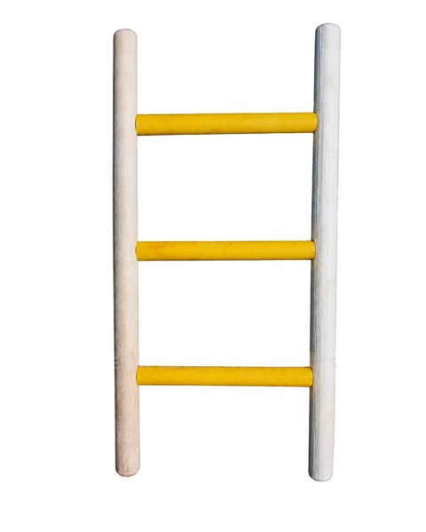 Three step hanging bird ladder 15x32cm with yellow steps for bird cage
